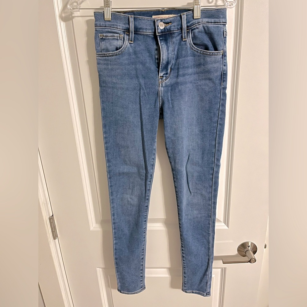 Levi’s 720 High Rise Super Skinny Jeans